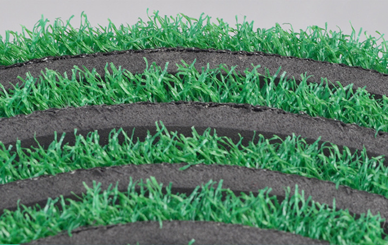 Hillman PGM Portable Artificial Turf Golf Putting Green with Putting Cup